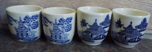 VINTAGE PORCELAIN CHINESE