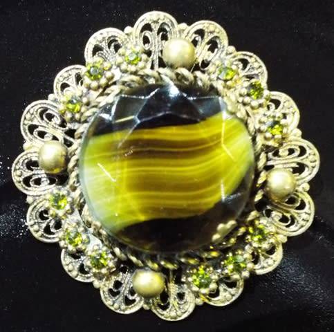 NICE,,,, Antique pin brooch