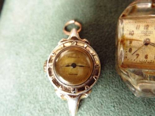9 x old ladies watches,, lot from eastate