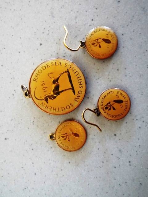 Rare Southern Rodisia coin Jewellery ,,,,,,,,  lot 24