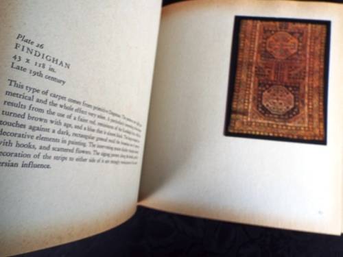 ORIENTAL Carpets & Rugs ~ Thames and Hudson ~ Collectable book.  ,for the collector RARE FOUND