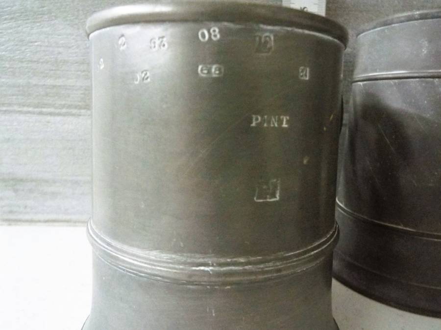 WOW,,,,,Antique  Old World Pewter Tankard x 3 all marked