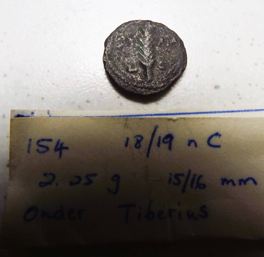 RARE Ancient Roman  Coin ,,,2000 year old coin (G)
