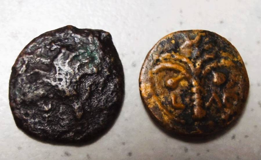 RARE 2 JES 2 X Ancient Roman  Coin ,,,2000 year old coins as 1 lot