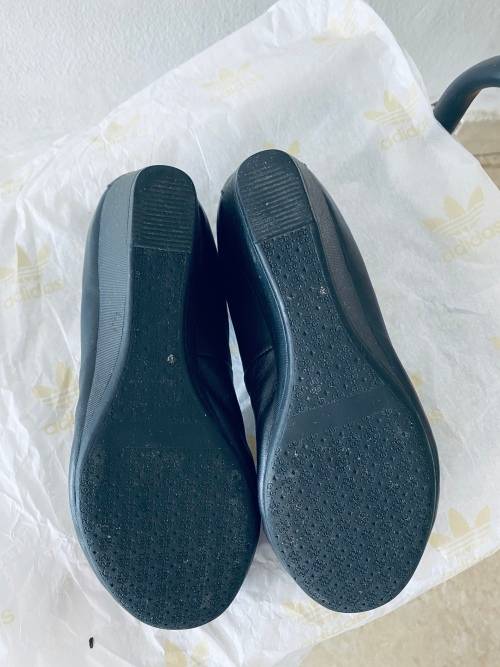 Teenmix Chanel Style Camellia leather lady shoes EUR35