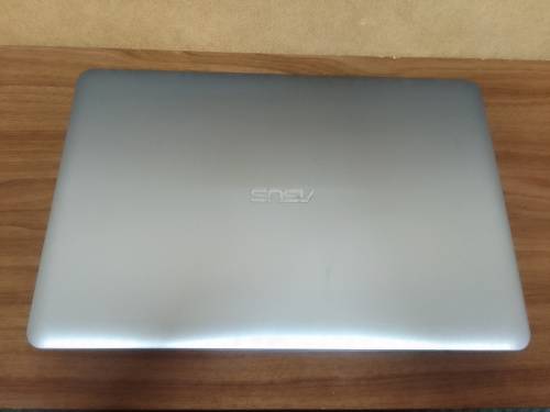 Asus X541U**Core i7 7th Gen CPU_8Gig Ram_1Tb HDD_Geforce 920M Graphics_Windows 11 Pro Laptop**