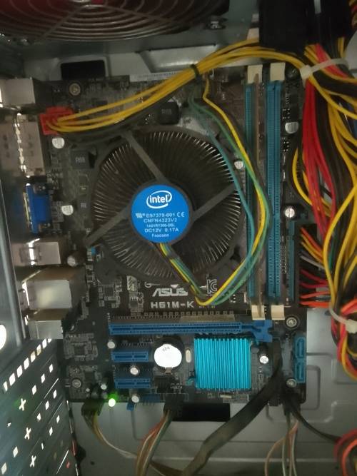 Asus Desktop PC & Desktop Monitor