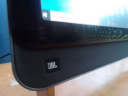 DELL Inspiron One (AIO PC) Core i3/6Gig Ram/1TB HDD/NVIDIA GT 525 Graphics/Touch Screen