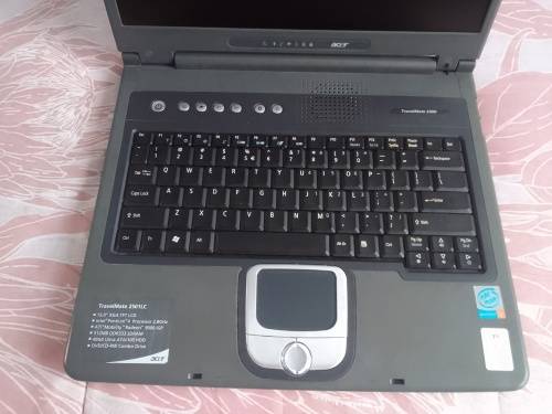 OLD MODEL ACER TRAVELMATE 2500 LAPTOP