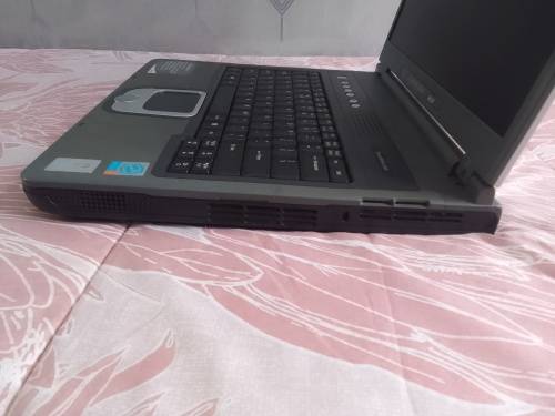 OLD MODEL ACER TRAVELMATE 2500 LAPTOP