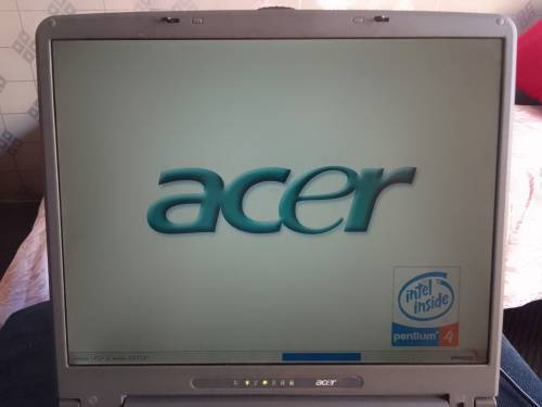 OLD MODEL ACER TRAVELMATE 2500 LAPTOP
