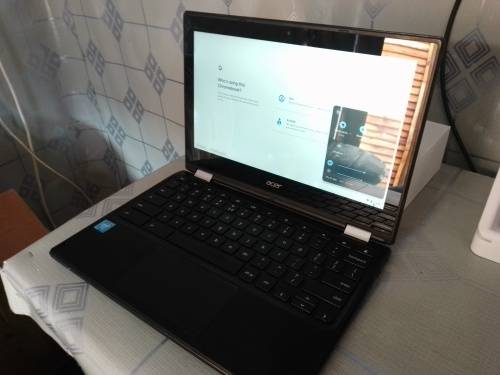 Acer Chromebook R11 C738T-C9SH 11.6` Celeron Notebook - Intel Celeron N3060, 32GB HDD, 4GB RAM