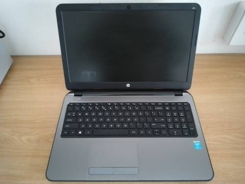 HP 250 G3 LAPTOP - i3 4005U / 8 GIG RAM - BRAND NEW BATTERY INSTALLED
