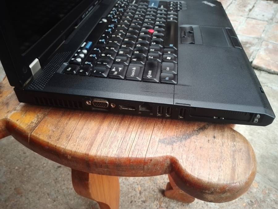 Lenovo ThinkPad T500 Laptop