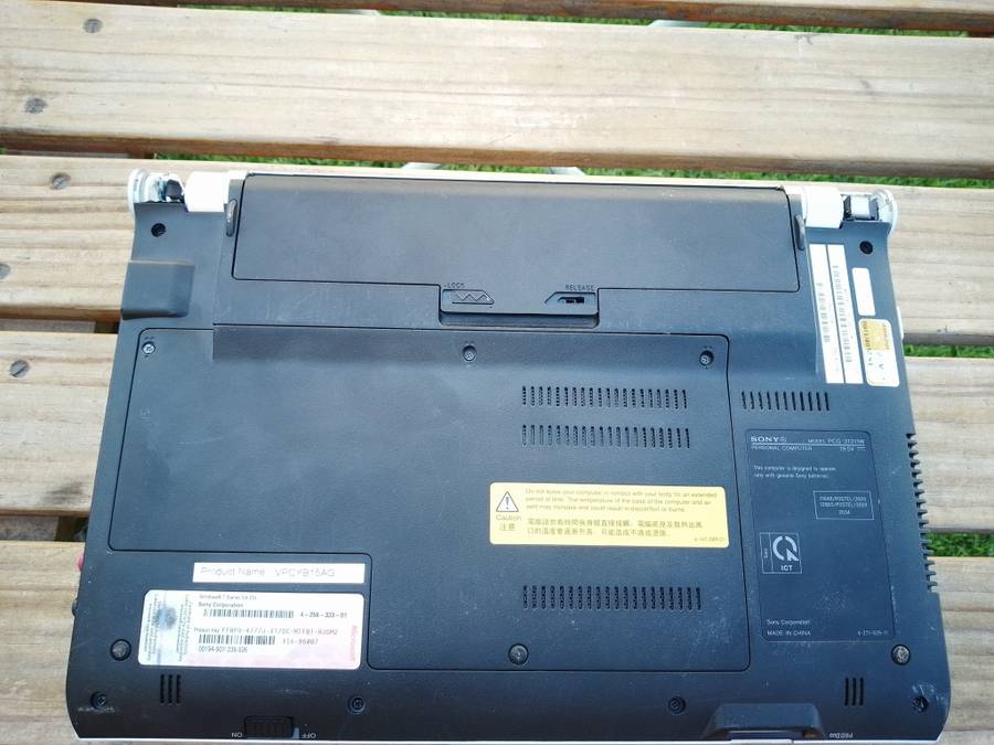 Sony Vaio PCG-31211W (Please Read Add)