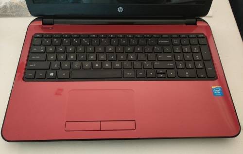 HP 15-r116ni red laptop with upgraded SSD (Adata ASU750SS-512GT-C Ultimate SU750 512GB)