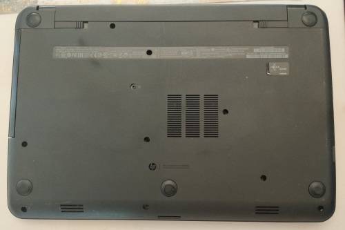 HP 15-r116ni red laptop with upgraded SSD (Adata ASU750SS-512GT-C Ultimate SU750 512GB)