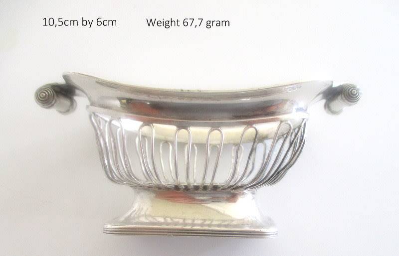 A HALLMARKED SILVER BON BON DISH  ? OR ? 1906---A whopping 67,7gram