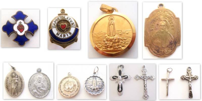 A LOT OF 12 RELIGIOUS MEDALLIONS AND CRUCIFIXES