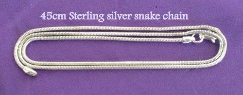A STERLING SILVER SNAKE CHAIN NECKLACE
