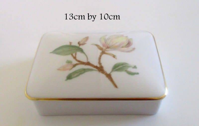 A GERMAN CERAMIC TRINKET/JEWELLERY BOX--Hutschenreuther Selb Bavaria----PERFECT
