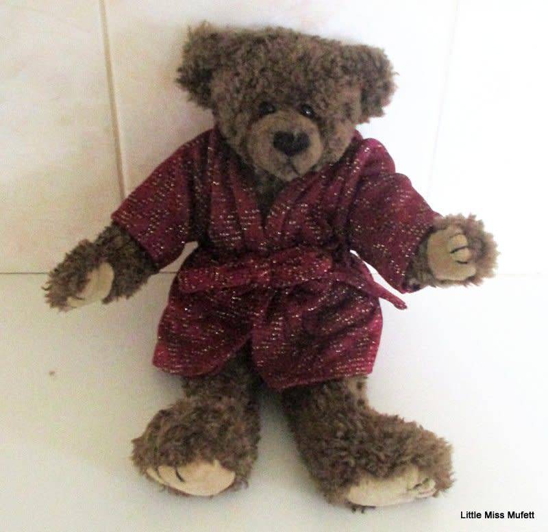 AN OAKBROOK TY INC TEDDY BEARWITH MOVABLE ARMS AND LEGS   ( B )