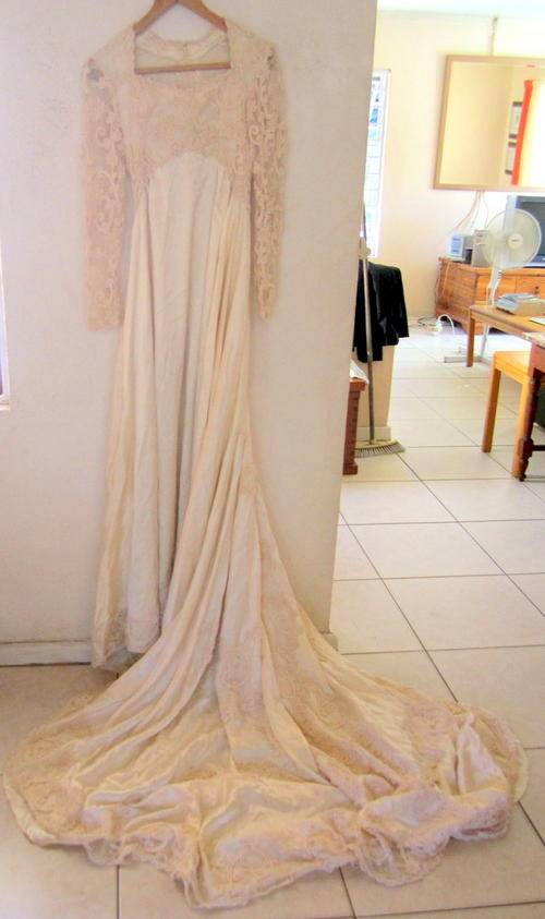A STUNNING 50 YEAR OLD WEDDING DRESS