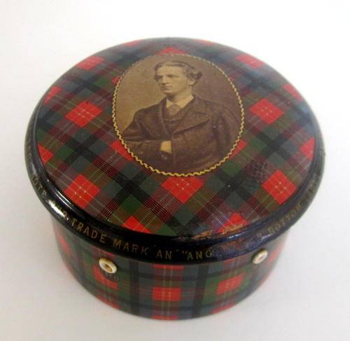 RARE!! RARE!! FIND--A SEWING BOX WITH COTTONS ---UNIQUE