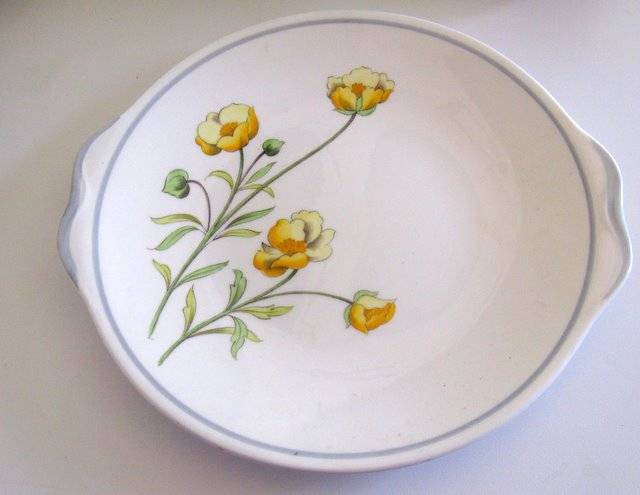 A ROYAL ALBERT CAKE PLATE--For user Danyn