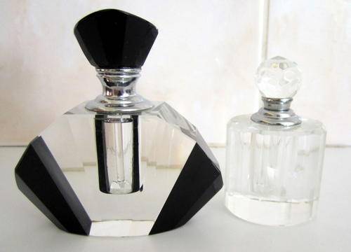 2 COLLECTABLE REPRODUCTION PERFUME BOTTLES--ONE ART DECO STYLE--PERFECT