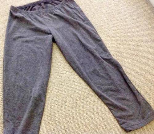 Grey leggins