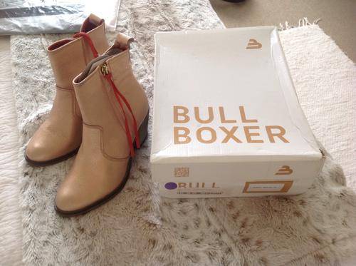 New bullboxer boots size 4