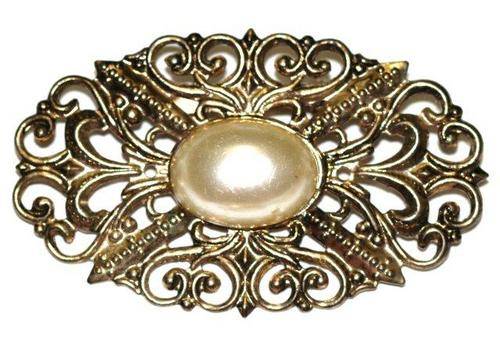 FILIGREE & FAUX PEARL VINTAGE BROOCH