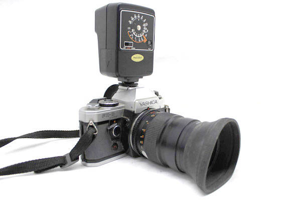 Vintage Yashica FX-D Quartz Camera With Zoom Lens And Yashica Flash