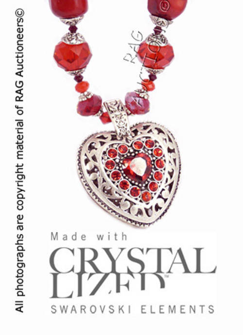 **R860**GENUINE SWAROVSKI & Coral Detatchable Heart Pendant Necklace (SUMMER COLLECTION)