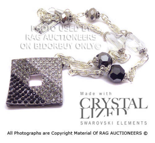 **R580** Dazzling Diamante Pendant Necklace