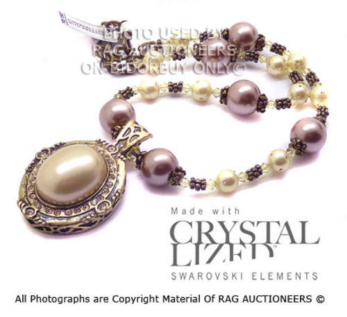 **R780** Beautiful Swarovski Pearl Necklace With Detachable Pearl Pendant