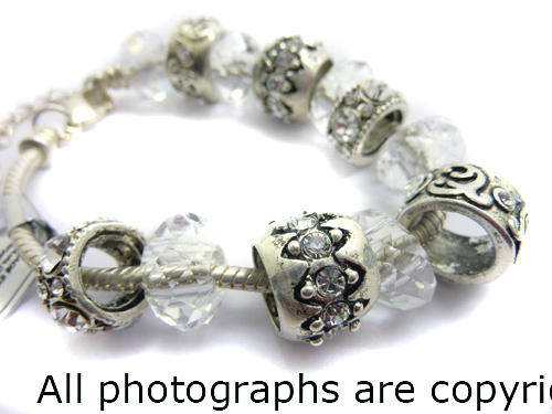 **R200** Diamante Troll Bracelet