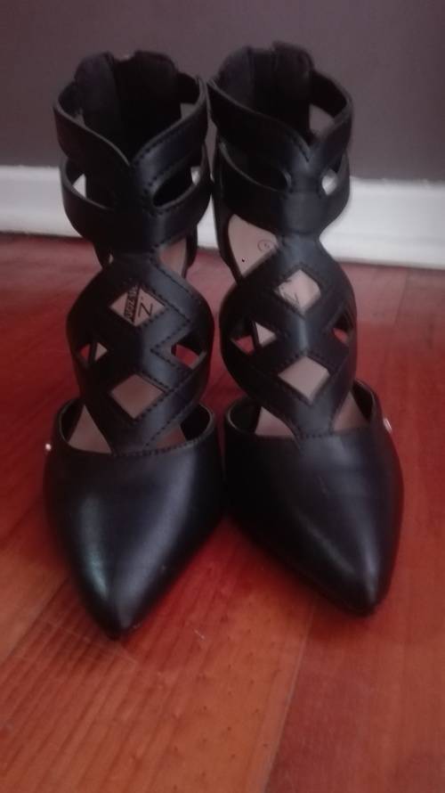 Zando Black Heels Size 5