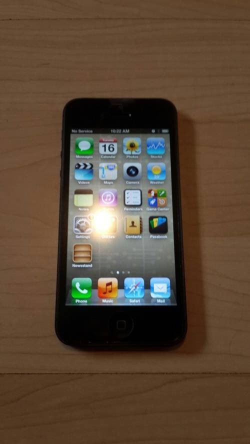 Apple iPhone 5 16GB Black