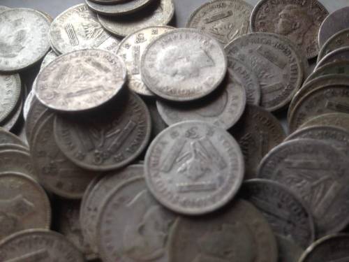 x600 SILVER COINS - THREEPENCE 80% AND 50% MIX - ALL UNION OF SA !!!