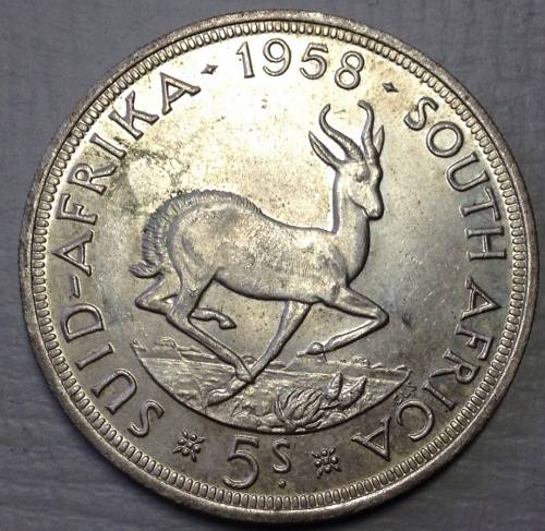 TWO KILOGRAMS IN UNION OF SOUTH AFRICA SILVER CROWNS/ 5 SHILLINGS !!!