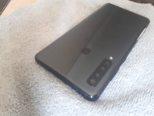 Samsung A9 2018 6 GB Ram 128 GB storage