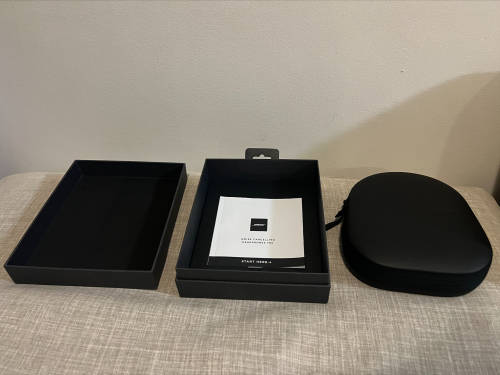Bose Noise Cancelling Headphones 700