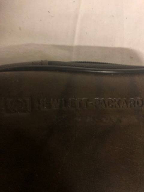Vintage Hewlett Packard in case and in great condition