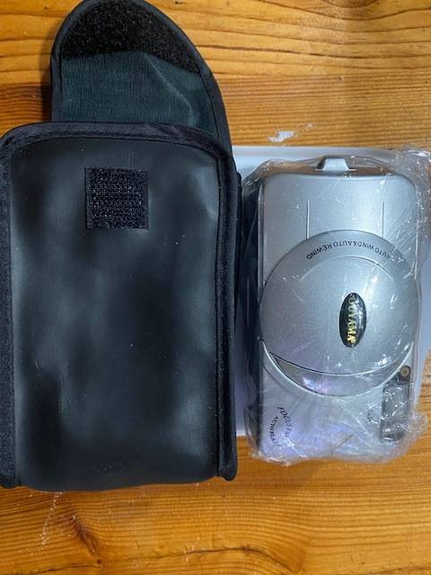 2 x Vintage cameras:As new!!!! One bid takes both!!!!