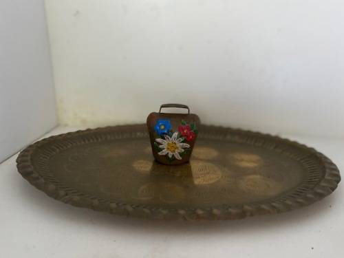 Beautiful brass tray plus decorated brass cow bell: Lovely item