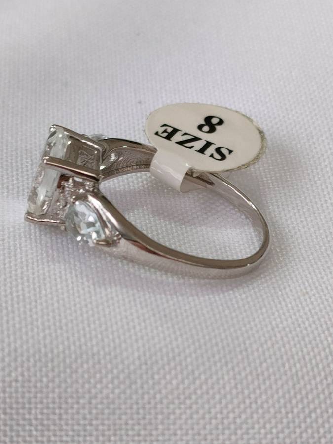 Topaz and diamond 3 stone sterling silver ring - 925 stamp - size US 8 - 3.75 ct