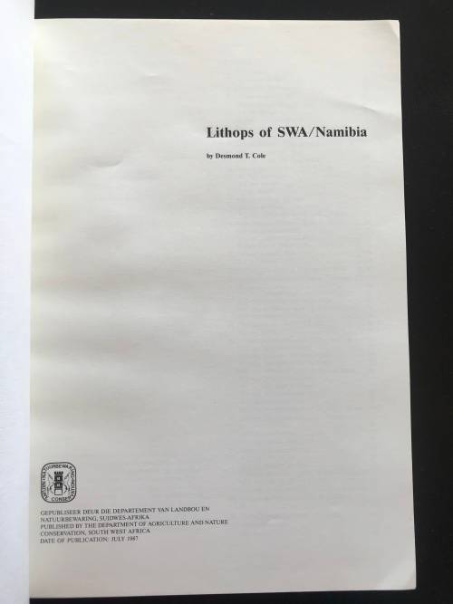 Lithops of SWA / Namibia - Desmond Cole