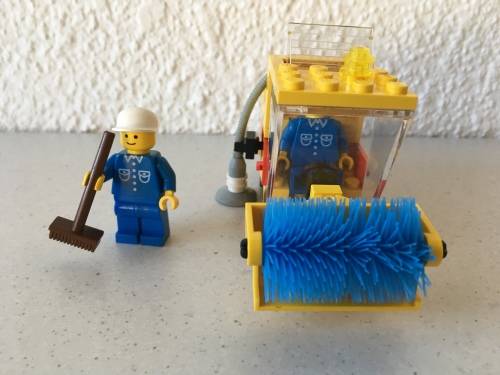 VINTAGE LEGO STREET SWEEPER - 1991 SET